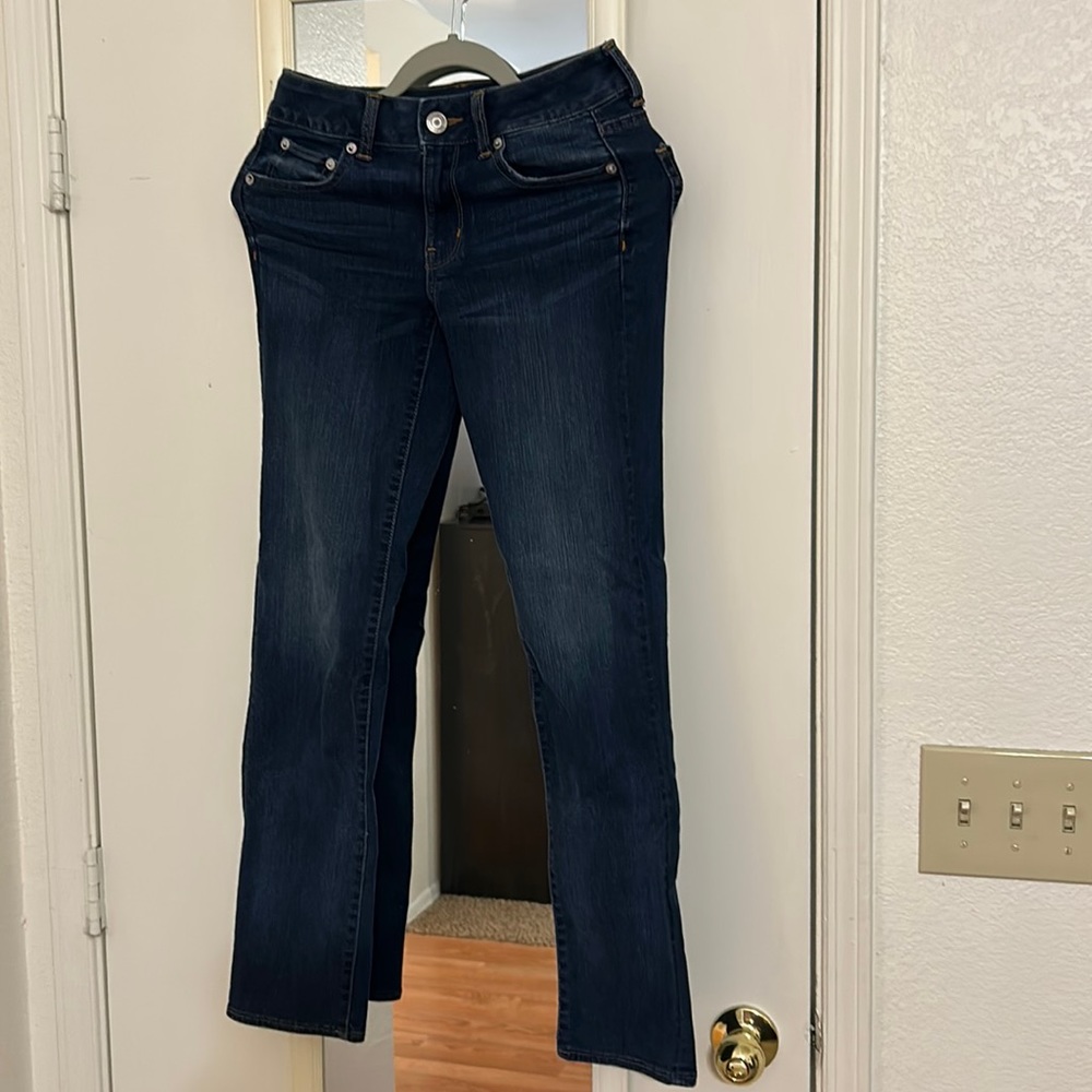 American Eagle “Straight” Super Stretch dark wash denim jeans
